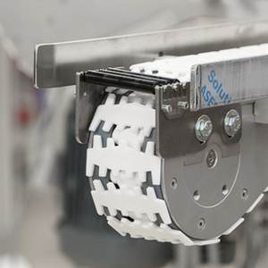 Stainless steel chain conveyor system sizes from modular automation