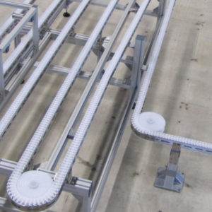 Stainless steel chain conveyor systems by modular automation