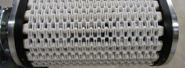 Plastic mat chain from modular automation