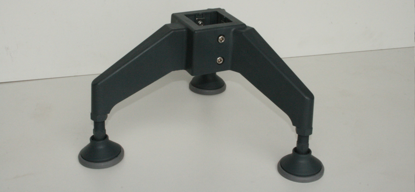 Portal supports for chain conveyor system - modular automation