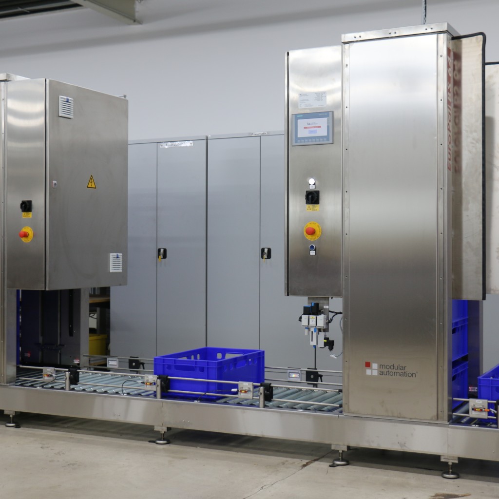 Container stackers & container stacking systems | modular automation