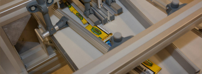 Plastic chain conveyor with aluminium beam in tobbaco factory
